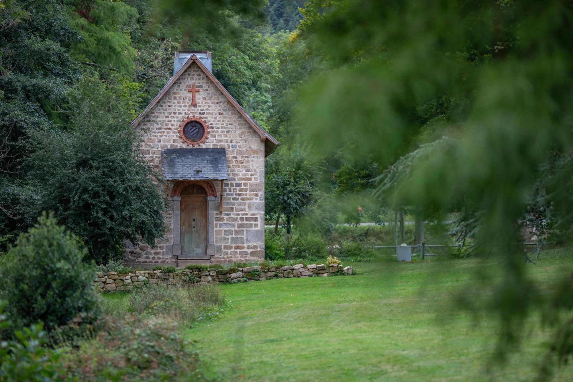 Domaine Et Chateau De Valinches Marols Exterior photo